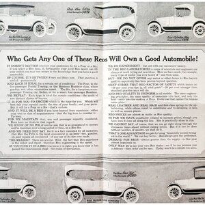 1917 Reo Motor Cars 4 & 6 Centerfold Advertisement WW1 Era Automobilia DWII30